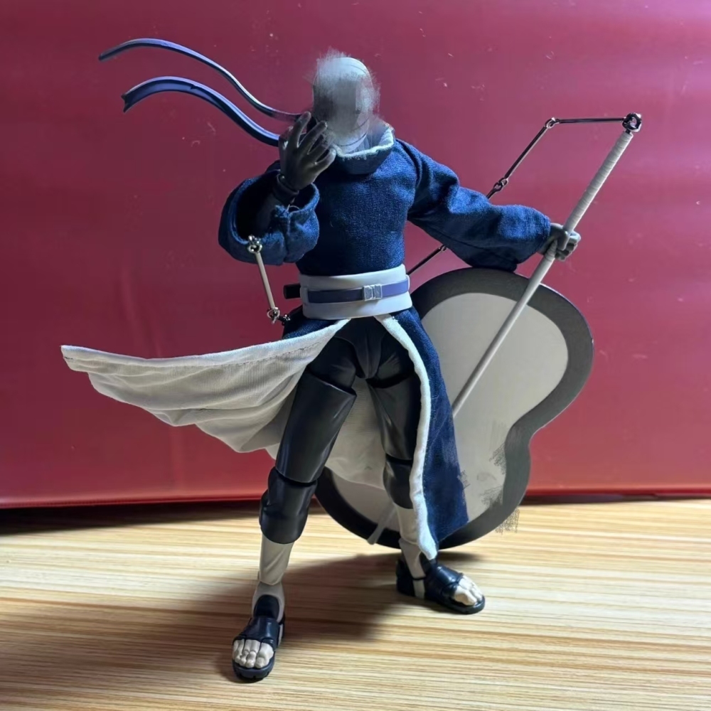 SHF Daito diydoll Suit /Green wooden hand accessories 1:12