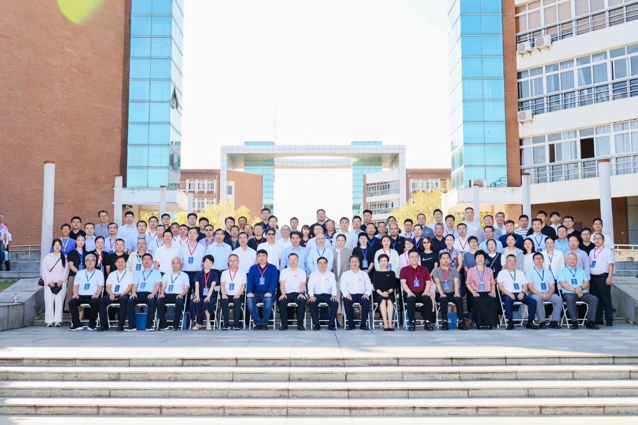 Group photo of the conference participants at Ningbo University