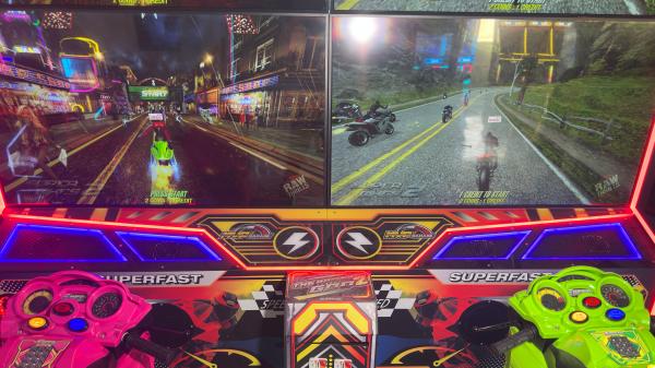 2 Players Motorcycle Motion Simulator Arcade Game - Speed Racing God 2