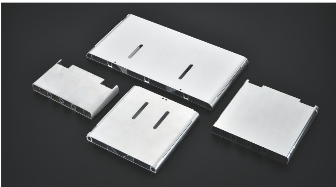 Battery module end plates