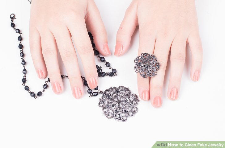 How to Clean Fake Jewelry