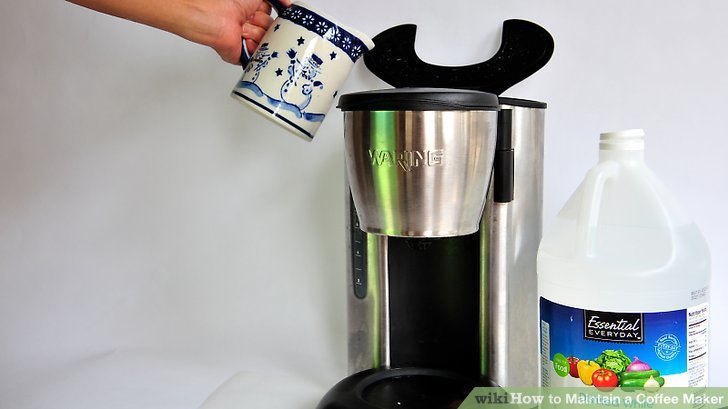 How to Maintain a Coffee Maker