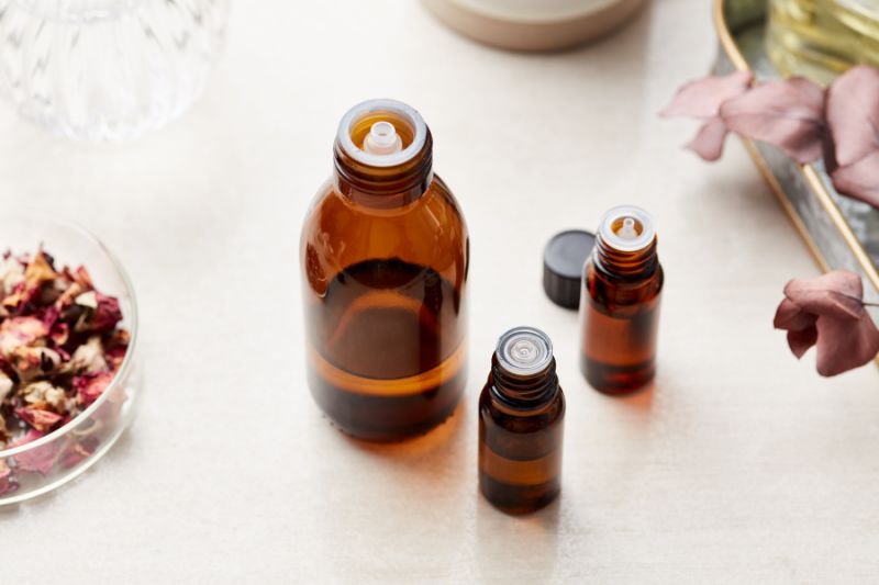 The 10 Best Essential Oils You Can Buy — And Exactly How to Use Them
