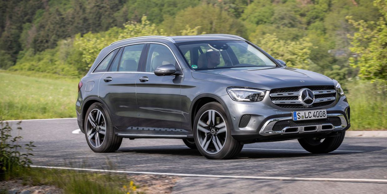 The 2020 Mercedes-Benz GLC300 Is Both Familiar and Better